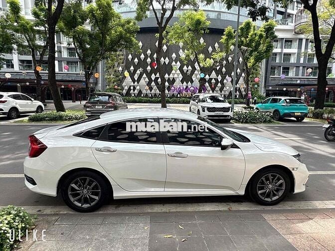 Xe Cực Đẹp Honda Civic 1.8G cuối 2020 chỉ 79.000km