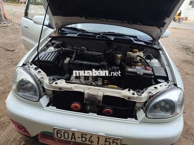 Daewoo Lanos Trắng 5 chỗ Số sàn