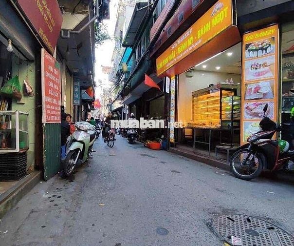 Chinh Chủ Bán Khâm Thiên 35m x 4 tầng -Full Nội Thất -Ngõ Rộng