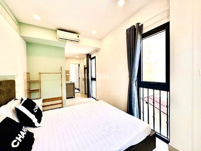 Nhỉnh 8 tỷ, có ngay nhà đẹp 4 tầng phố đi bộ Bùi Viện Q1