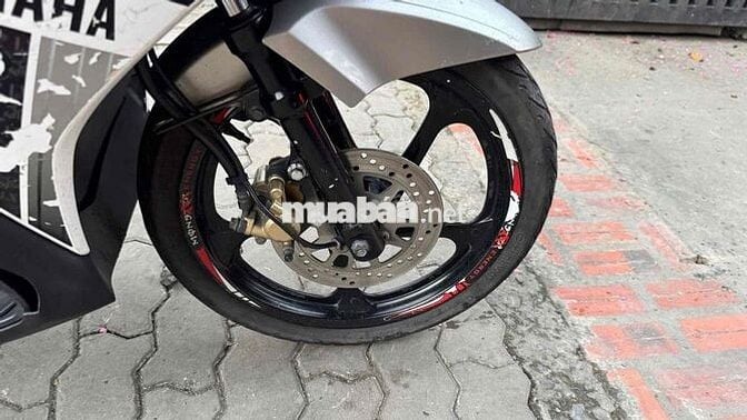 Yamaha Novo 4 2011 Bạc