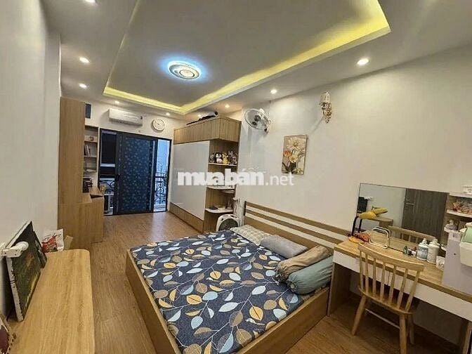 Bán nhà Đống Đa 46m2, 8.15 tỷ ngõ sáng thoáng, gần phố, tiện ích khủng