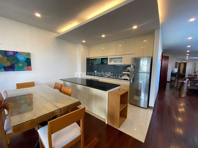 NHÀ ĐẸP - VỊ TRÍ TRUNG TÂM TÂY HỒ - APARTMENT - 8 TẦNG THANG MÁY