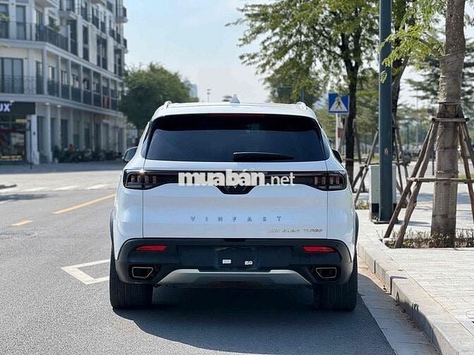 Vinfast Lux SA Premium 2021 70000 km