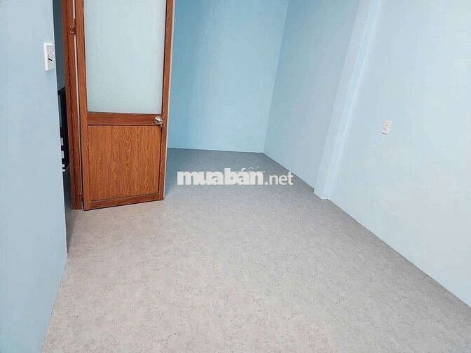 NHÀ KHU DÂN CƯ AN NINH. GẦN CHỢ. TRƯỜNG HỌC. GIAO THÔNG THUẬN TIỆN