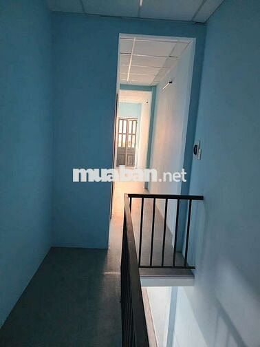 NHÀ KHU DÂN CƯ AN NINH. GẦN CHỢ. TRƯỜNG HỌC. GIAO THÔNG THUẬN TIỆN