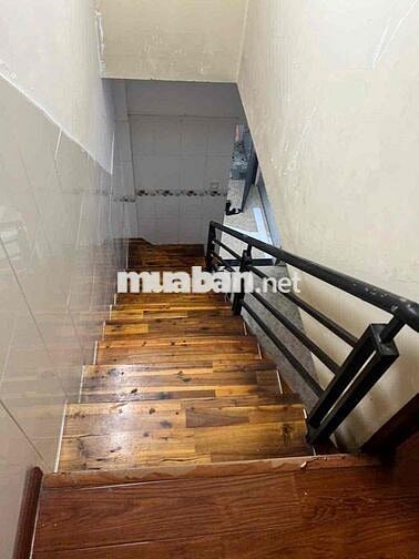 CHO THUÊ NHÀ NGAY LÀNG ĐẠI HỌC