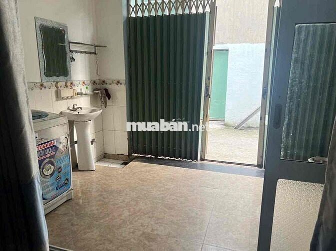 CHO THUÊ NHÀ NGAY LÀNG ĐẠI HỌC