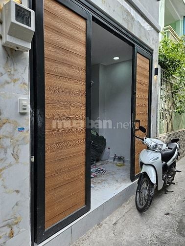 Bán nhà hẻm Hòa Hưng giáp CMT8 hẻm đẹp nhà mới xây 4 tầng chỉ 7,6 tỷ.