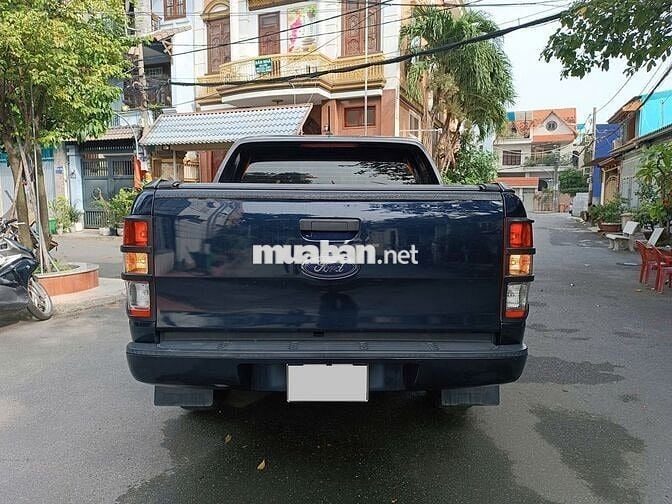 Ford Ranger model 2021 máy dầu số tự động