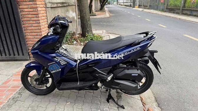 Honda Air Blade 125 4V 2023 Xanh đen