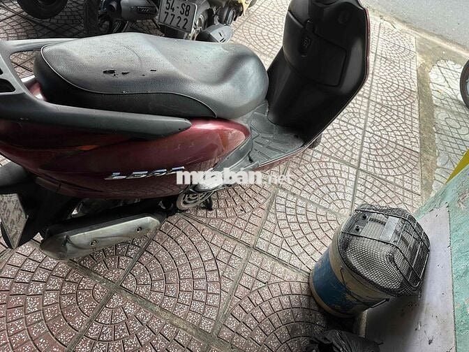 Honda Lead màu Đỏ bstp phong thủy đẹp