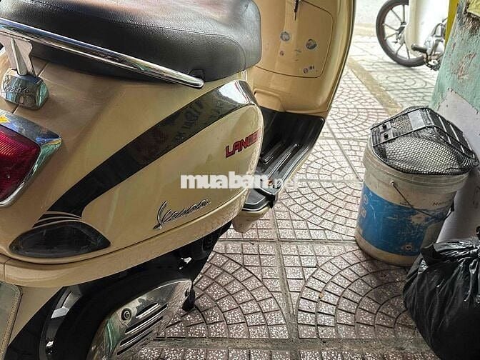 Piaggio Vespa LX 125 Vàng kem sơn zin bóng keng