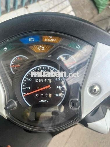 xe dẹp  phụ nữ đi