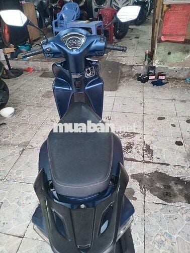 Honda Vision màu Xanh