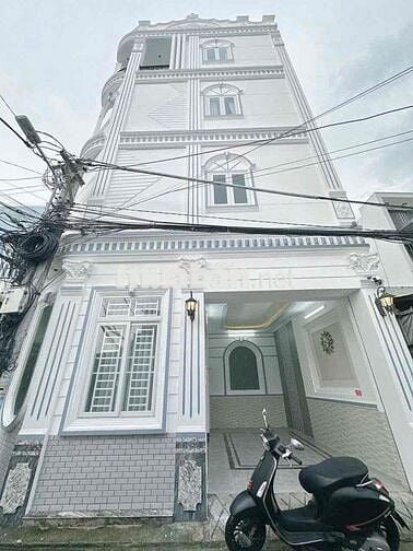 Bán nhà góc 2 mặt tiền trục chính hẻm 567 Hồ Bún Xáng có chổ đậu oto