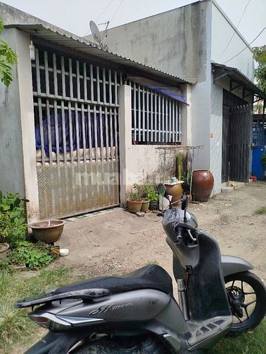 Bán nhà Chính chủ - đg trước nhà 6 m thông gần BV Hàn quốc 200 m