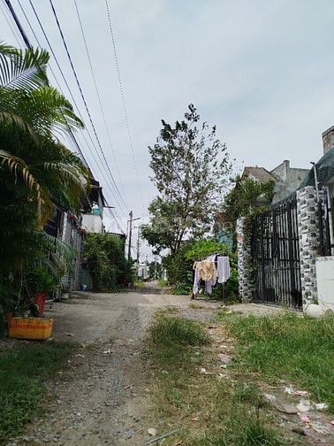 Bán nhà Chính chủ - đg trước nhà 6 m thông gần BV Hàn quốc 200 m