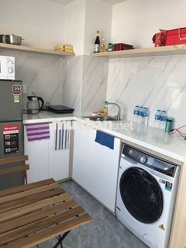 CHO THUÊ PHÒNG STUDIO NGAY CHỢ BÀ CHIỂU – BAN CÔNG SIÊU THOÁNG