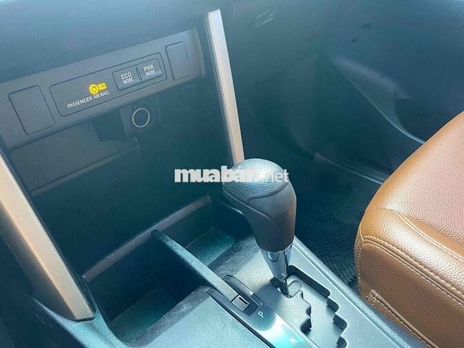 Toyota Innova 2.0AT  G 2016  form Mới.