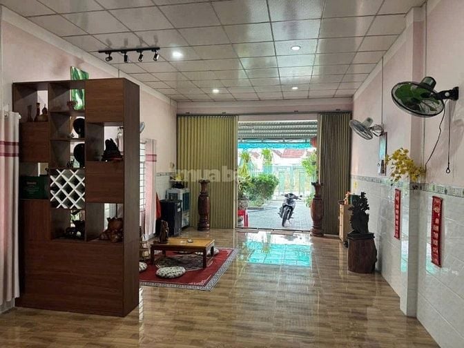 BÁN NHÀ GẦN TT NINH HÒA - KHU KINH TẾ VÂN PHONG ( KHÁNH HÒA )