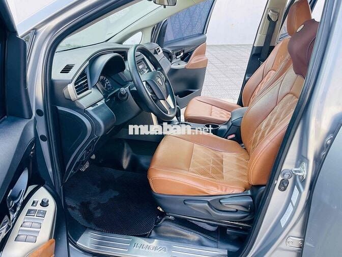 Toyota Innova 2.0AT  G 2016  form Mới.