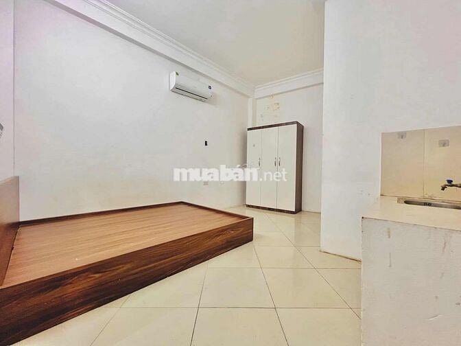 Cần nhượng phòng khép kín tháng 12 chuyển vào, 18m2 ở Đống đa