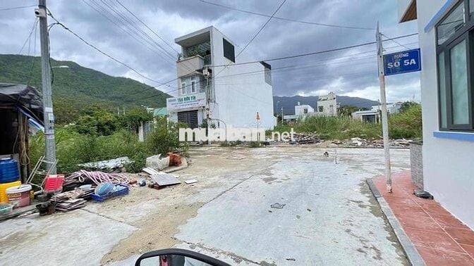 Lô Góc 2 Mặt Tiền TĐC Hòn Rớ 2 Phước Đồng  Sổ Đỏ Riêng