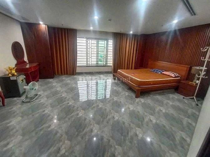 [ Chính chủ] tôi cần bán nhà trong khu quần thể Đảo Ngọc, Ba Đình,