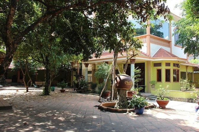 Bán Gấp Biệt Thự sân vườn :Đường Thống Nhất, P11, Quận Gò Vấp, Tp.HCM