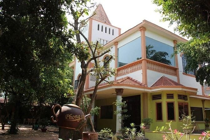 Bán Gấp Biệt Thự sân vườn :Đường Thống Nhất, P11, Quận Gò Vấp, Tp.HCM