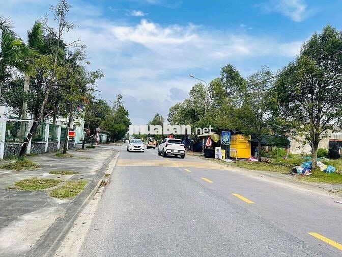 Đất nền biệt thự biển Nam Hội An