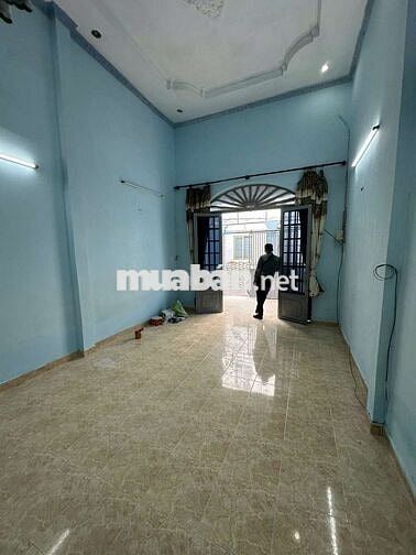 CHO THUÊ NHÀ NGAY SÁT ĐẠI HỌC CÔNG THƯƠNG DT 4X20M, 2PN, 2WC GIÁ 8TR