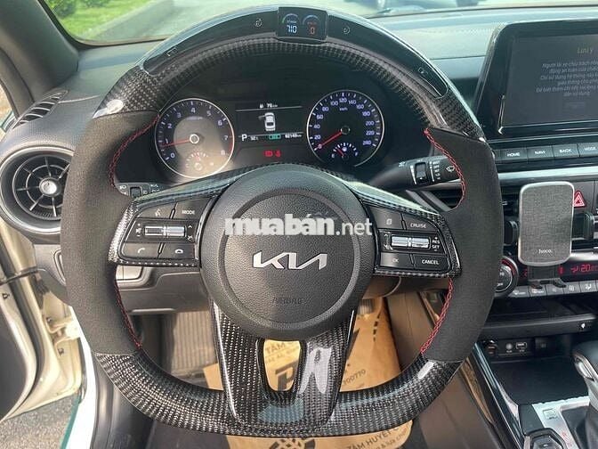 Kia Cerato 2019 2.0 AT Premium - 82000 km