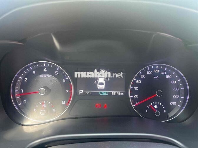 Kia Cerato 2019 2.0 AT Premium - 82000 km