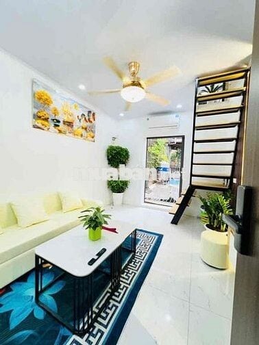 Tập thể Thanh Nhàn, tầng 2 DT 65m2, 2 ngủ, ban công, bãi ô tô, đủ công