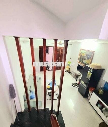 Đông Ngạc - Full nội thất, ngõ 3 gác - 2 thoáng, gần ô tô tránh.