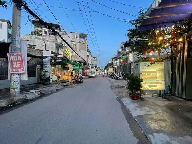 Mặt bằng kinh doanh + 168m2 - Gò Vấp