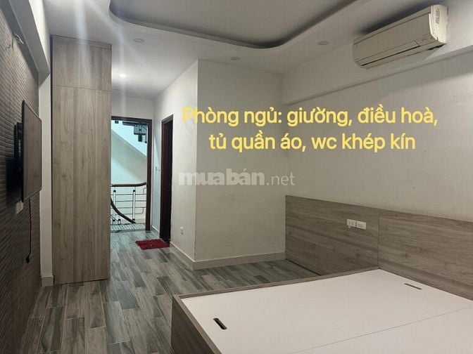 Cho thuê nhà nguyên căn Hồng Mai, Bạch Mai, ô tô lùi tận cửa, 12tr/th