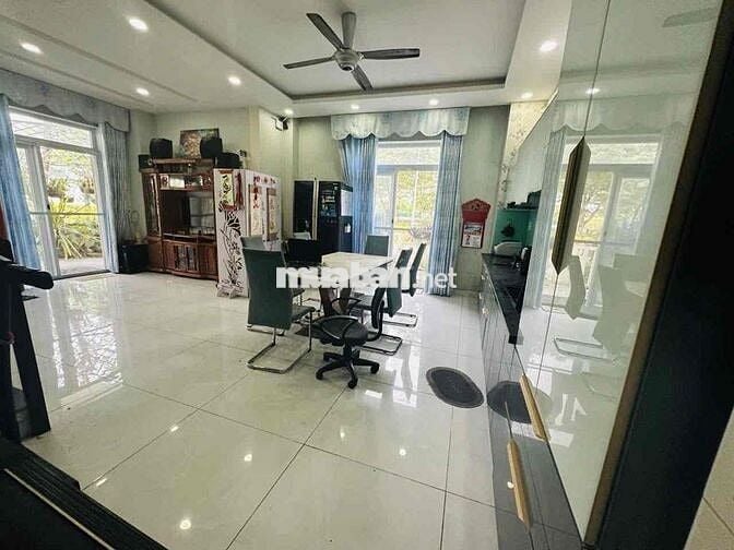 Căn Gốc Lovera Park - View Công Viên Đẹp Nghẹt Thở! Hàng Hiếm