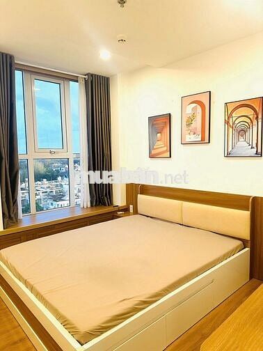 Bán căn hộ có sổ hồng 72M 2PN 2WC TẶNG NỘI THẤT GIÁ 3,8 TỶ