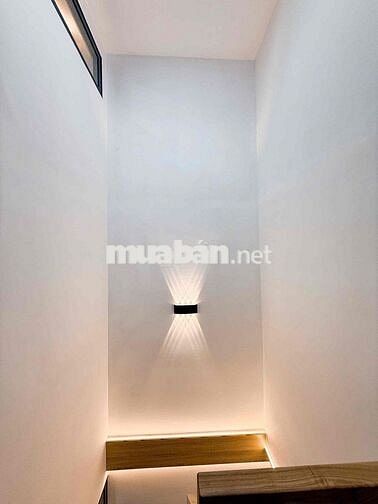 THÂN GỞI ACE HH 100TR , 3 TẦNG 4PN CẠNH ĐHCN CHỈ 4.468 TỶ