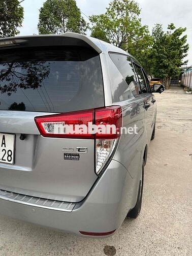 nhà bán lại Innova 2018 2.0E - 76000 km