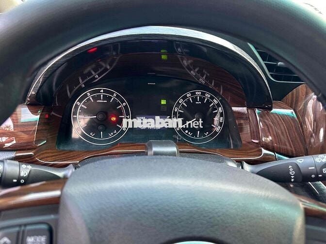 nhà bán lại Innova 2018 2.0E - 76000 km