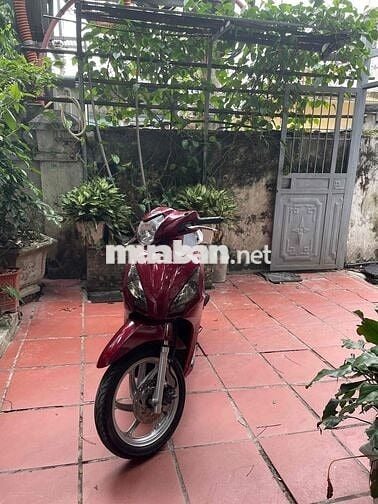 Bán xe vision 2016 máy zin sơn zin chính chủ