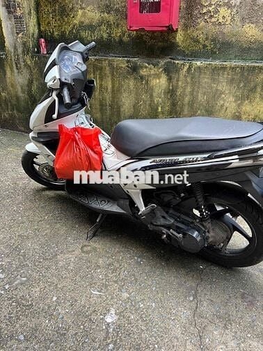 Xe Airblade còn rất đẹp , chắc chắc