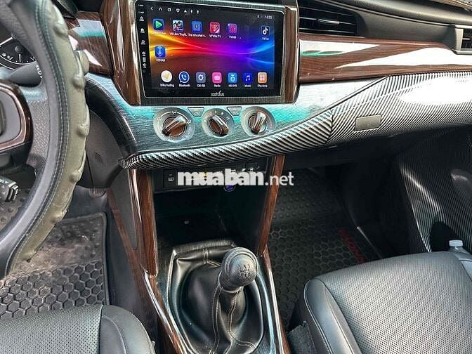 nhà bán lại Innova 2018 2.0E - 76000 km