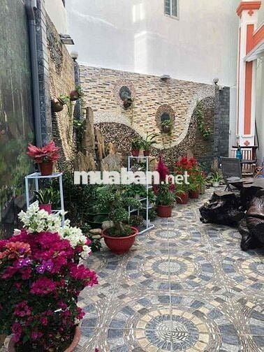 Cho thuê nhà Trung tâm hành chính có nội thất