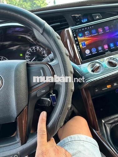 nhà bán lại Innova 2018 2.0E - 76000 km