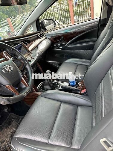 nhà bán lại Innova 2018 2.0E - 76000 km